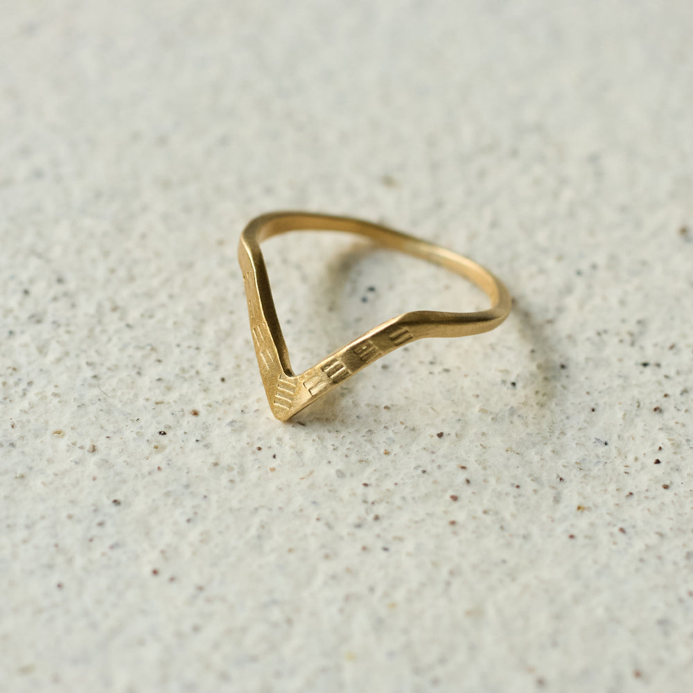 【受注】SURUME. Brass ring "Triangle"