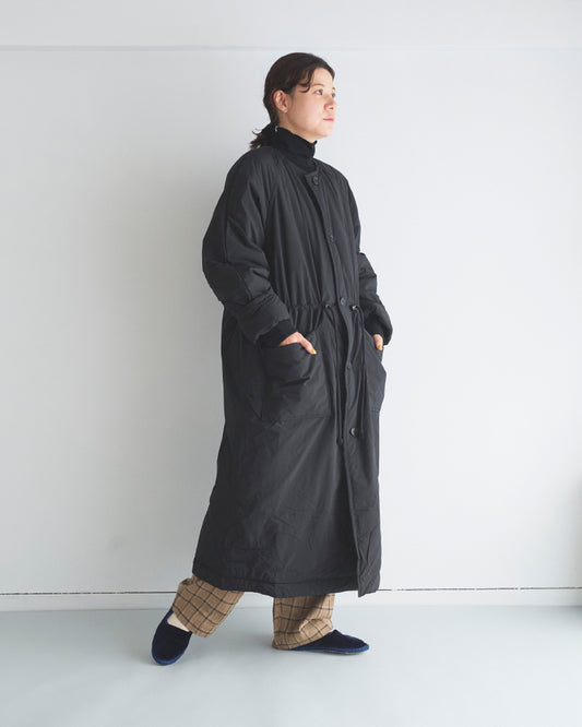 (sold)ナイロンキルティング(発熱中綿)ノーカラーコート/UNIVERSALTISSU