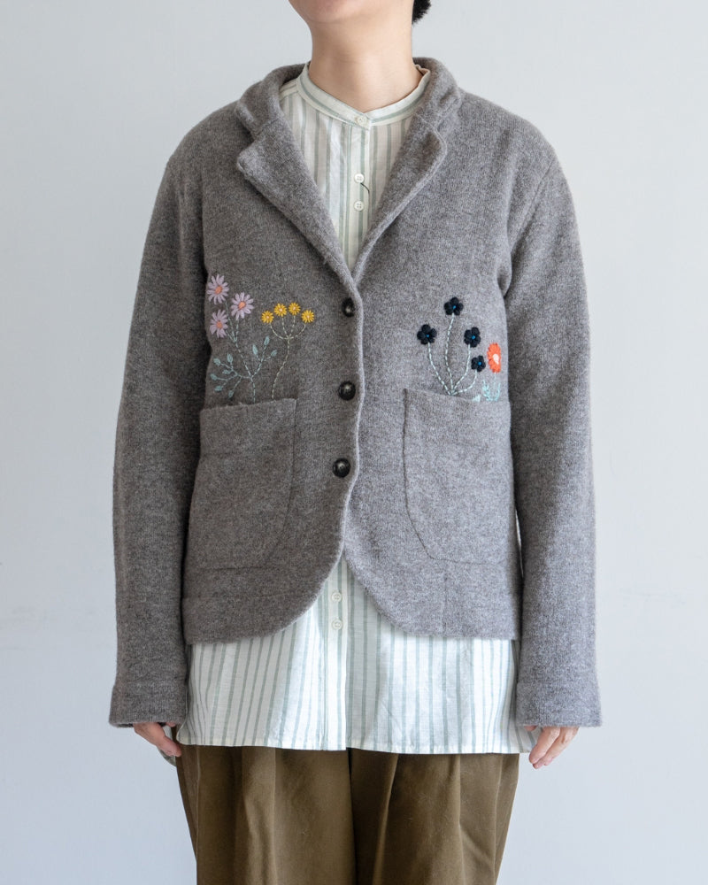 kanae entani ハンド刺繍ニット(テーラードカーディガン)