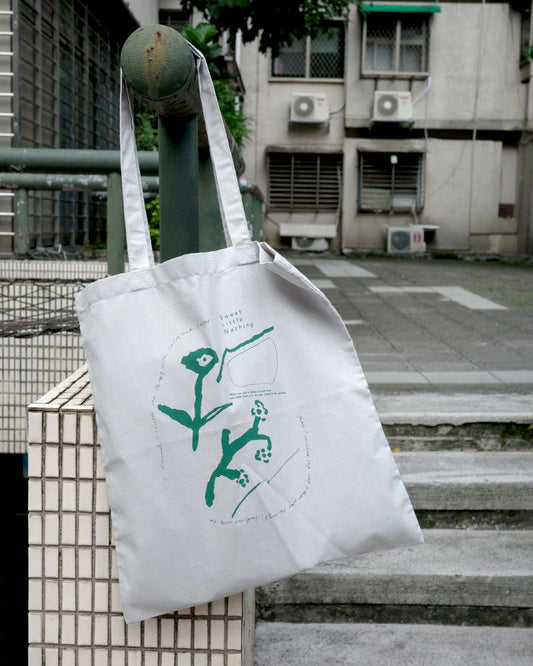 野の花プリントトートバッグ