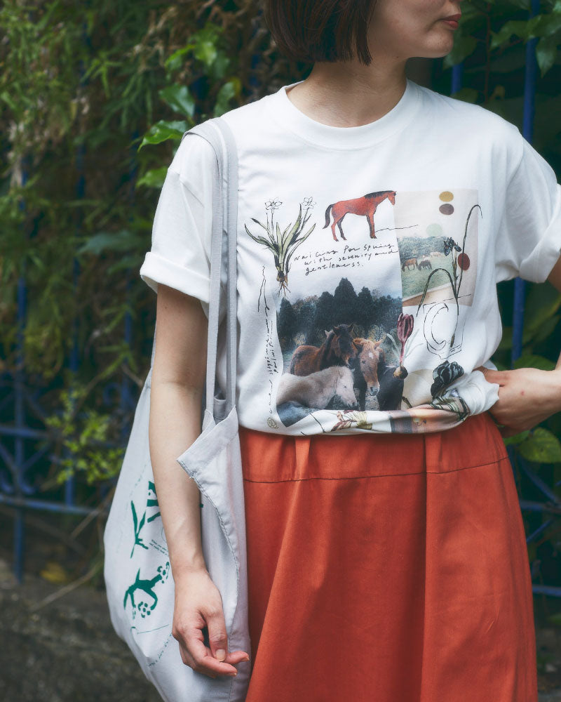 馬と球根花 半袖Tシャツ/SLN