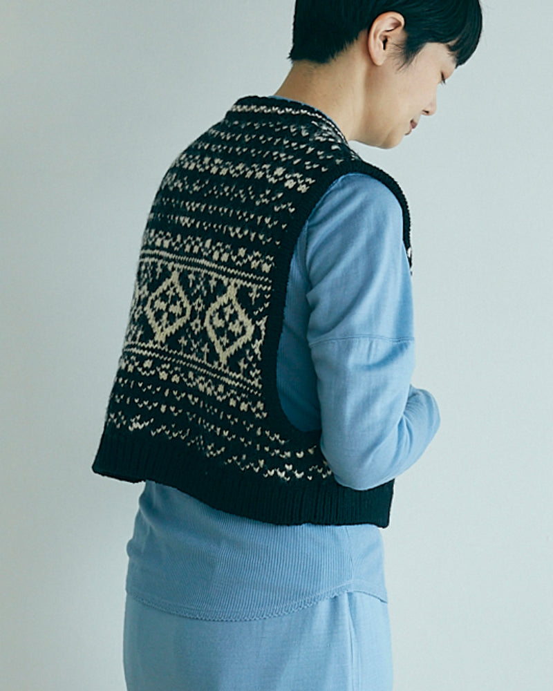 (sold)Jaquard Pattern Knitted Vest/JöICEADDED /