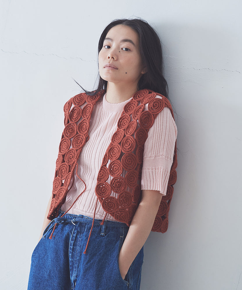 【sold】Embroidered Knitted Vest/ JöICEADDED