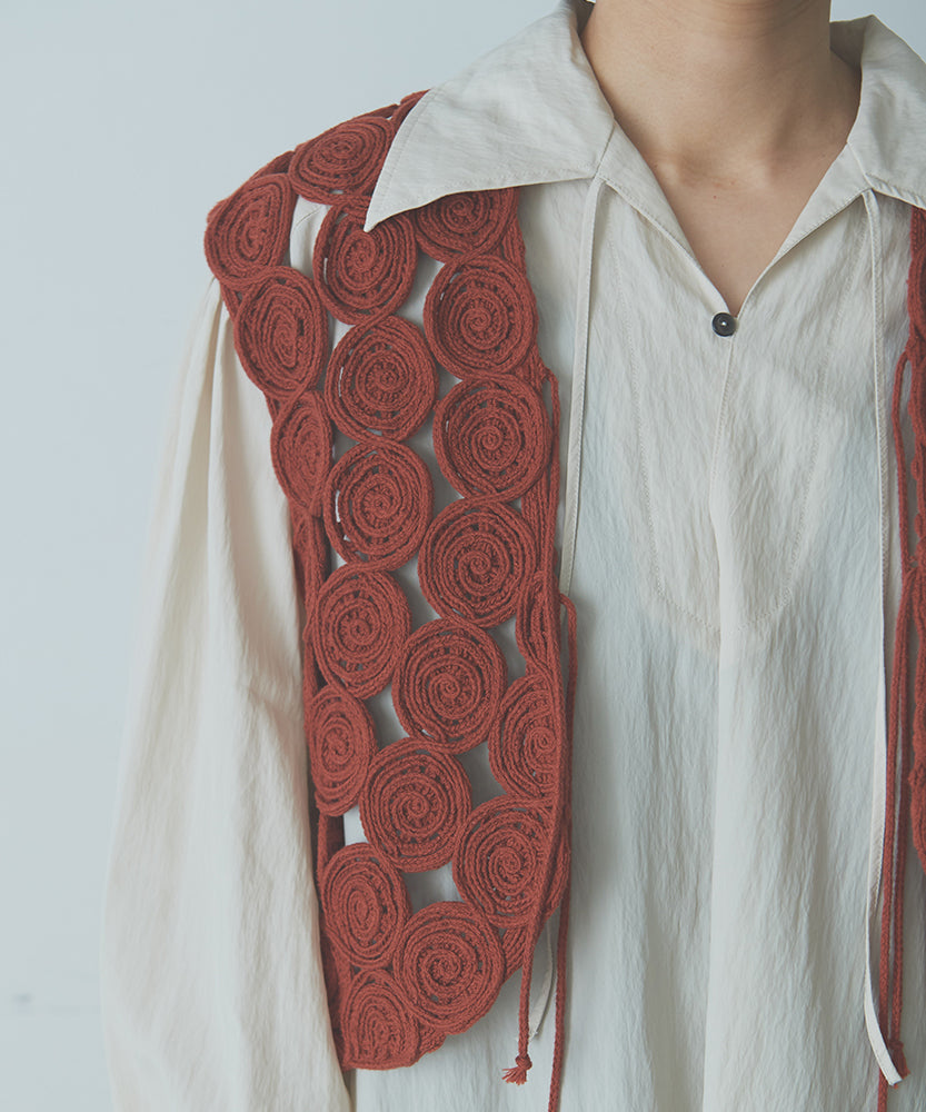 (sold)Embroidered Knitted Vest/ JöICEADDED