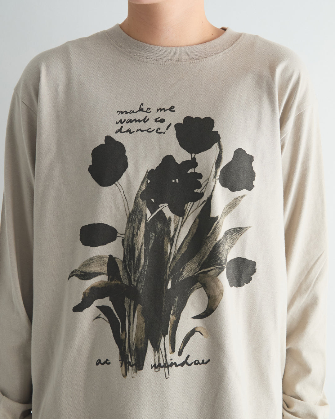 black tulip 長袖Tシャツ