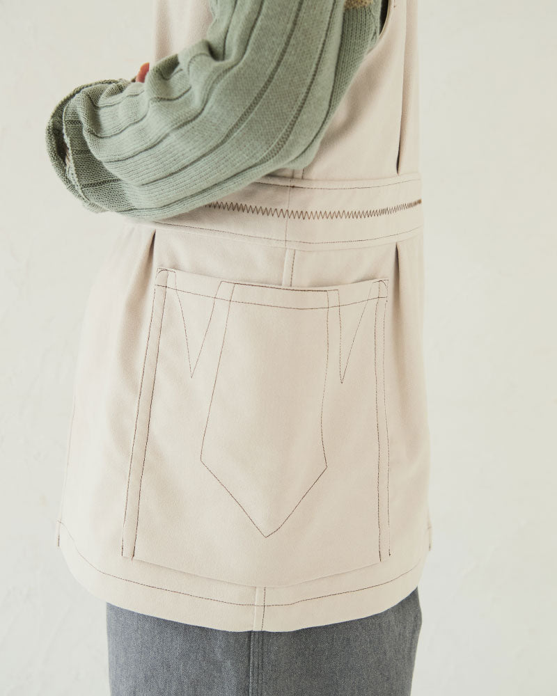 【予約】（sold)Geometric Patterned vest/ JöICEADDED /J253VT01