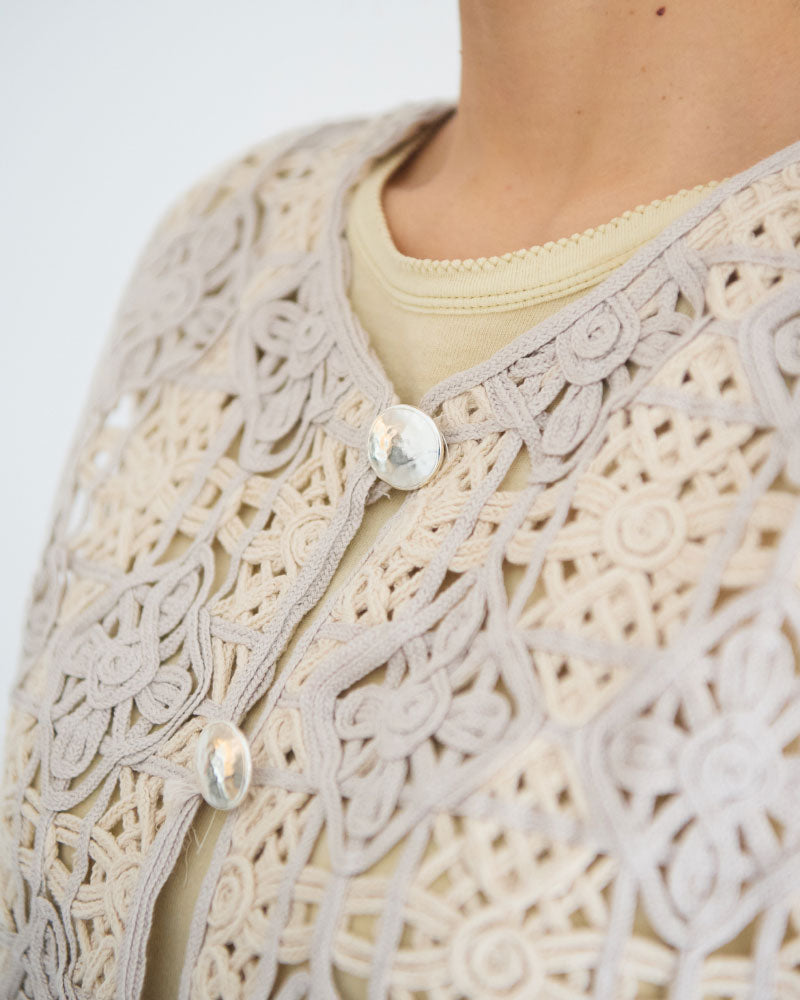 【予約】Embroidered Vest/ JöICEADDED /J261VT02