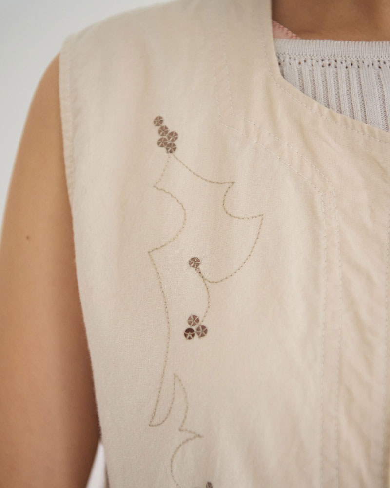 Leaves Embroidered Vest/ JöICEADDED /J261VT01/