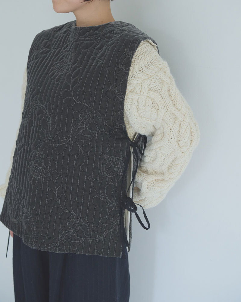 velvet quilt embroidery gilet/Hériter/H2-26-3016