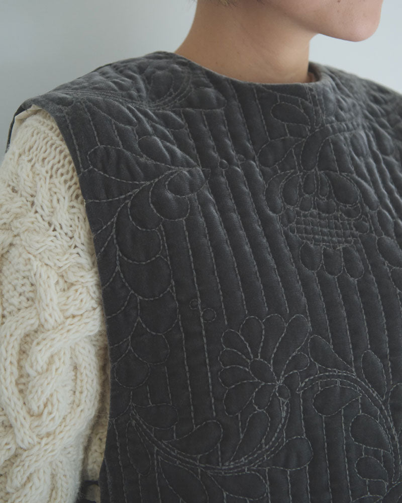 velvet quilt embroidery gilet/Hériter/H2-26-3016