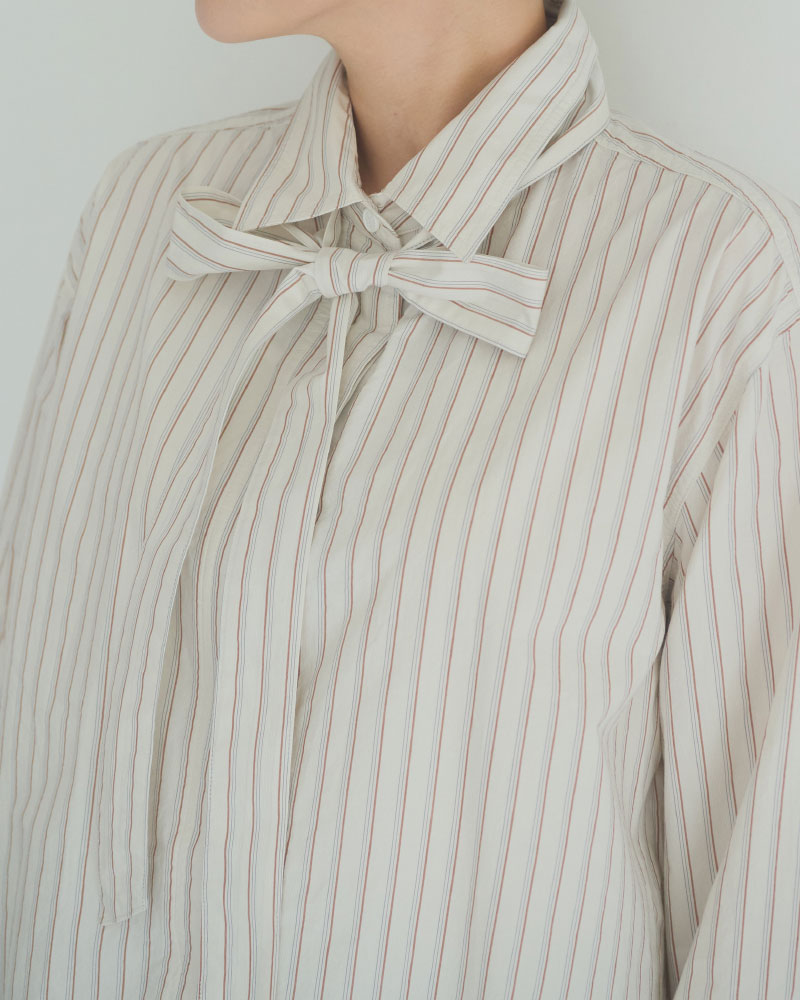 STRIPED BOW-TIE BLOUSE//MEYAME