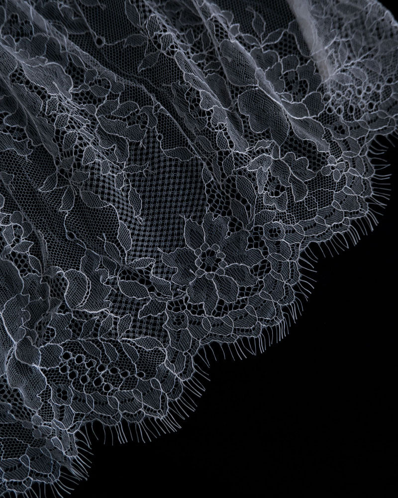levers lace cape/Hériter/H2-26-3007