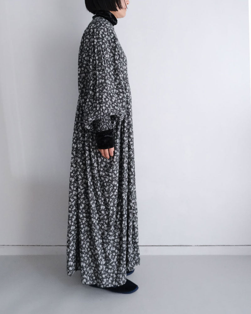 フラワープ リント バンドカラータックギ ャザー OP/UNIVERSALTISSU/PA260OP030