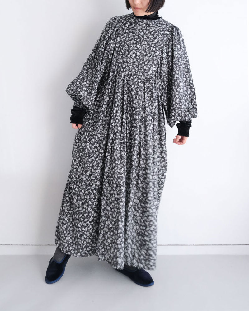 フラワープ リント バンドカラータックギ ャザー OP/UNIVERSALTISSU/PA260OP030