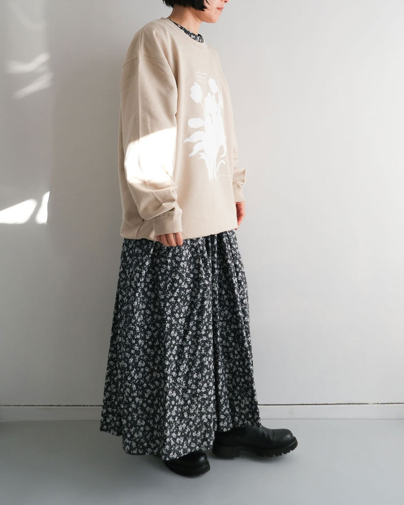 【予約】white tulip スウェット