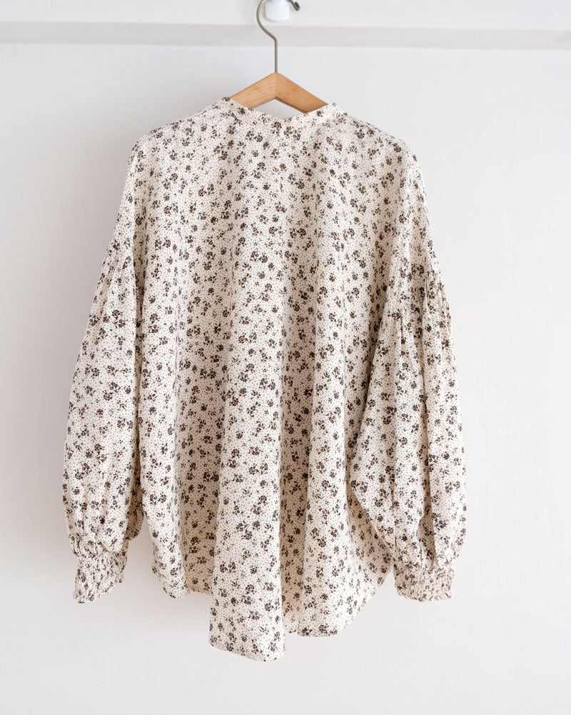 ラワープリント/バンドカラーシャーリングブラウス/UNIVERSALTISSU/PA260BL029