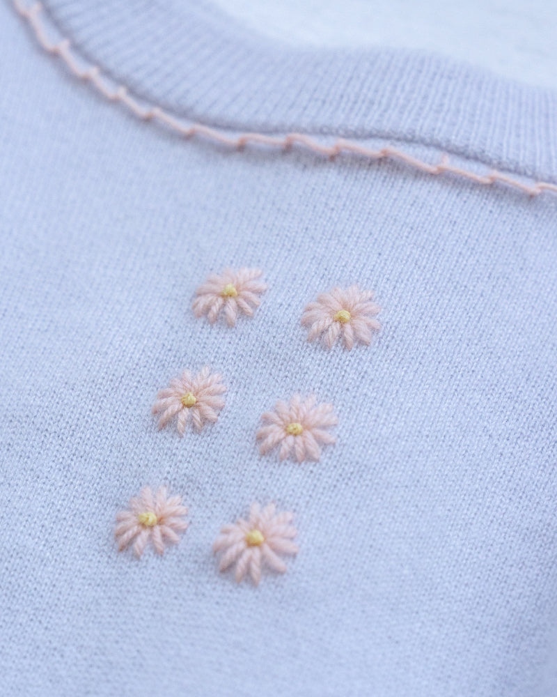 【受注】kanae entani ハンド刺繍ニット　ラベンダー