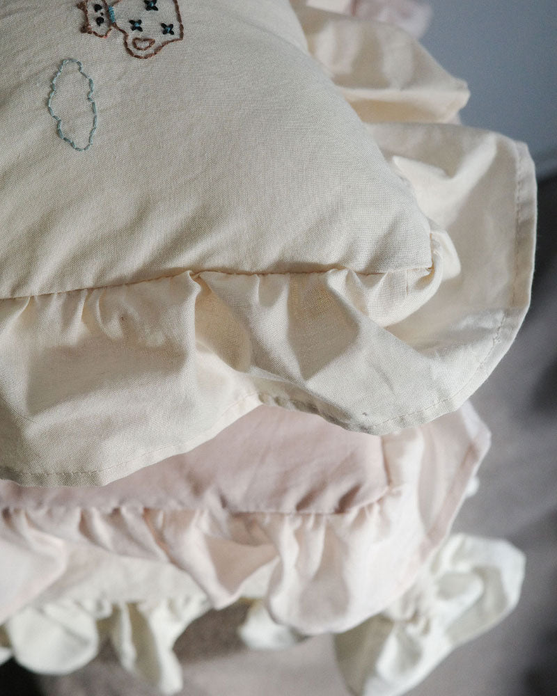 刺繍クッション/ LITTELE TEA TIME(cream)/Kanae Entani